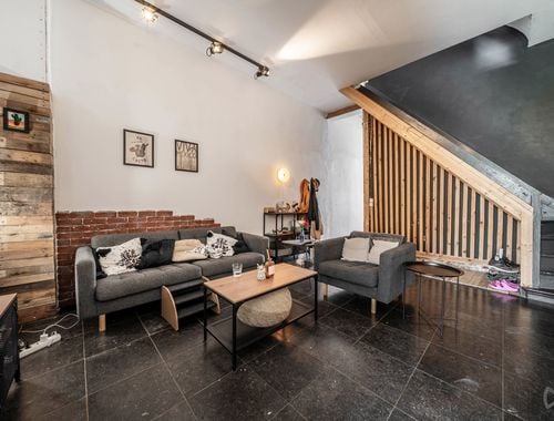                                         Herenhuis te koop in Soignies, € 375.000
