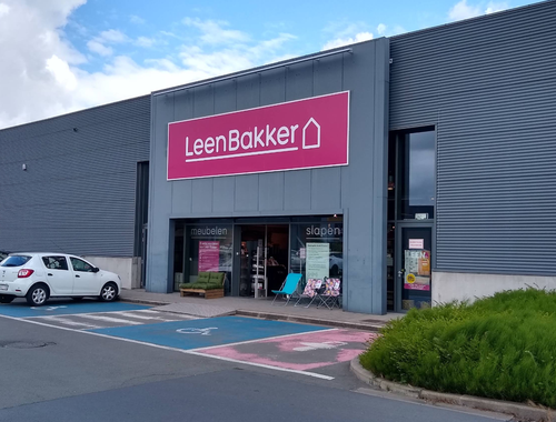                                         Petit magasin à louer à Roeselare, € 13.525
