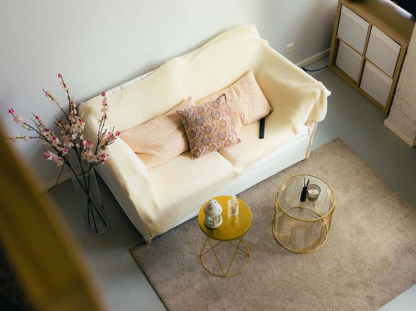 Lichtrijke studentenkamer met eigen badkamer.Deze gezellige ruimte van 32 m² is perfect ingericht als uitvalsbasis voor studenten. Met 4 meter hoge pl