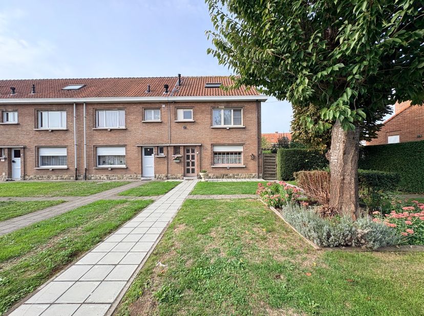Huis te koop in Vlaanderenstraat 17,
                    8930 Menen