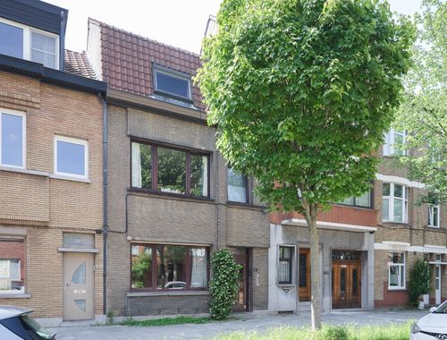                                         Woning te koop in Sint-Amandsberg, € 635.000
