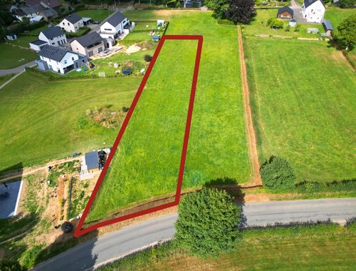                                         Terrain à vendre à Amblève, € 83.000
