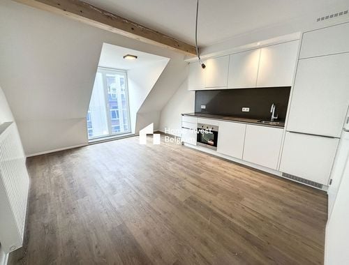                                         Appartement te huur in Namur, € 800
