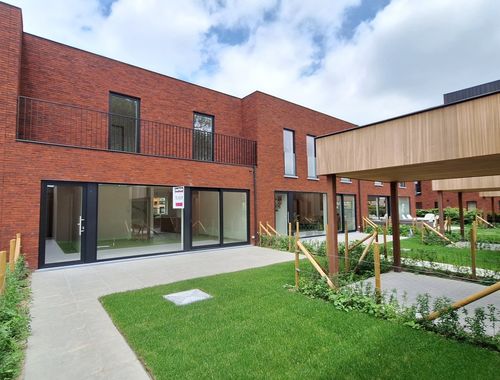                                         Rijwoning te koop in Ieper, € 330.150

