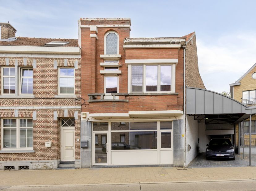 Huis te koop in Tiensestraat 10,
                    3320 Hoegaarden
