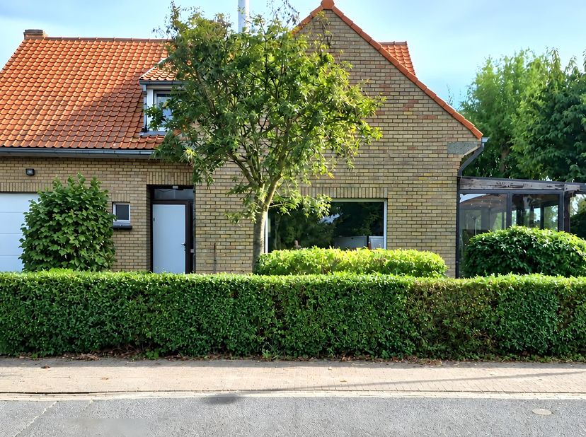 Maison à vendre à Dorpweg 4,
                    8377 Meetkerke