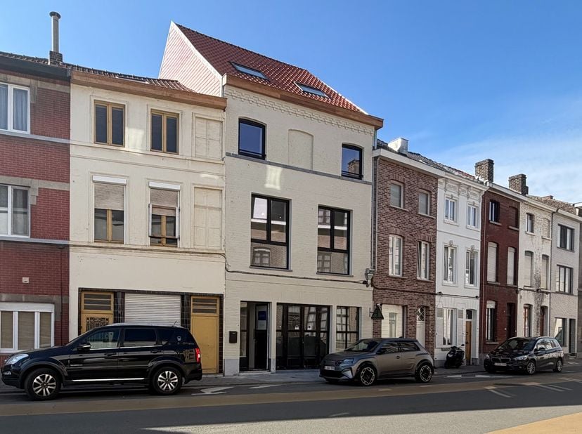 Huis te huur in Veldstraat 108,
                    8500 Kortrijk