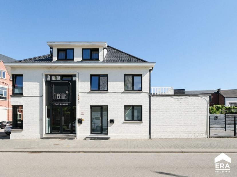À vendre : immeuble de rapport en construction semi-ouverte au cur de Hasselt, situé Grote Breemstraat 115, dans un emplacement animé et économiquemen