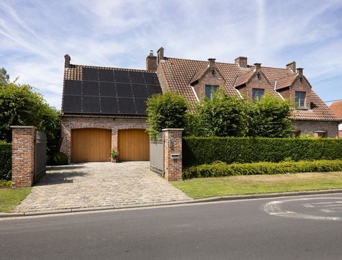                                         Villa te koop in Kuurne, € 645.000
