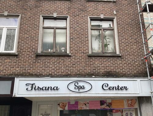                                         Commercieel Gebouw te koop in Wetteren, € 181.000
