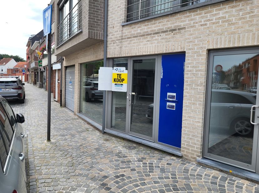 Bien professionnel à vendre
                    à 2180 Ekeren