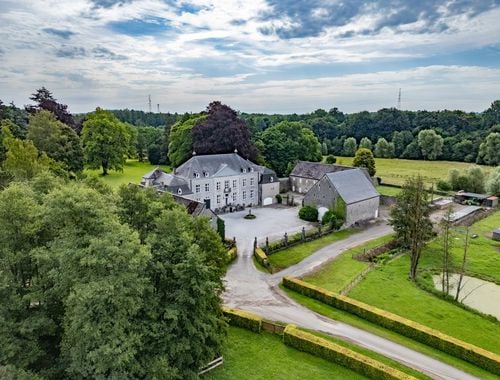                                         Kasteel te koop in Sovet, € 2.500.000
