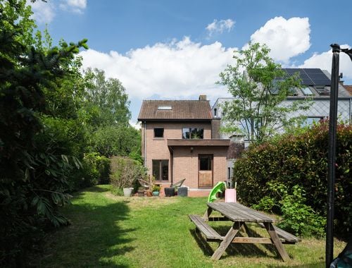                                         Maison à vendre à Sint-Amandsberg, € 449.000
