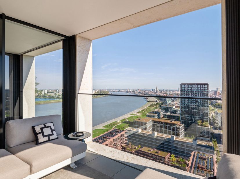 Appartement te koop in ,
                    2000 Antwerpen