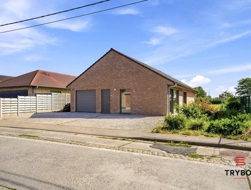                                         Woning te koop in Woumen, € 425.000
