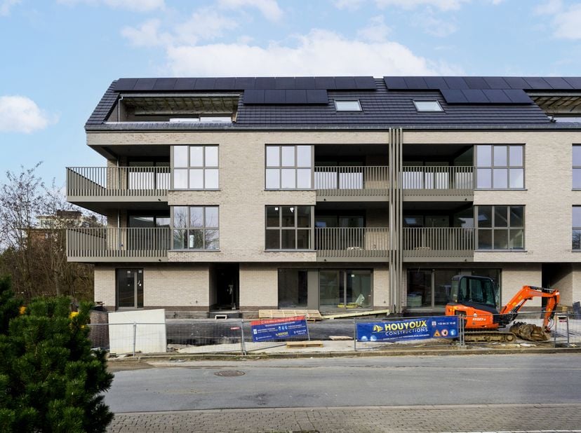 WAVER – Op de heuvels van de stad, dicht bij alle faciliteiten (winkels, restaurants, openbaar vervoer, E411...), op slechts enkele minuten van de gol