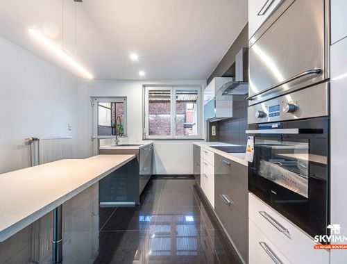                                         Eengezinswoning te koop in Ougrée, € 229.000
