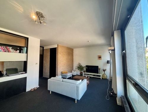                                         Appartement à louer à Ixelles, € 1.350

