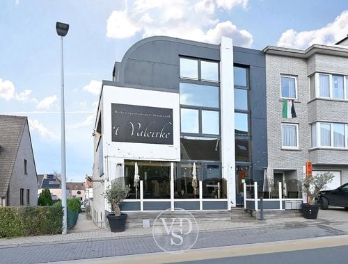                                         Bureaux à vendre à Gavere, € 475.000
