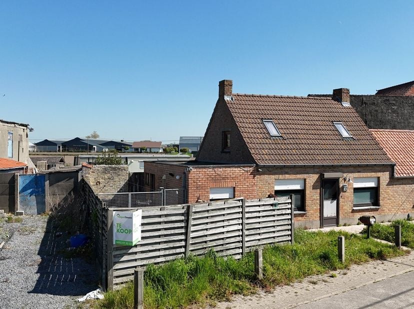Maison à vendre
                    à 8680 Bovekerke