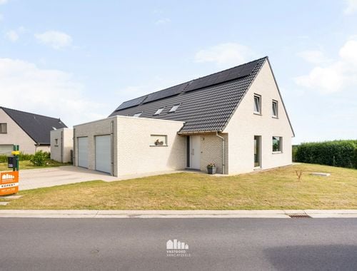                                         Maison à vendre à Wijtschate, € 325.000
