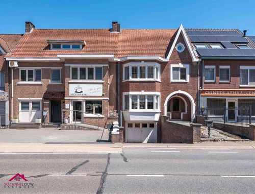                                        Gemengd gebruik te koop in Neeroeteren, € 665.000
