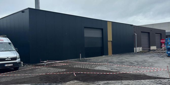 Bedrijfsvastgoed te koop in Lage Kaart 462, 2930 Brasschaat