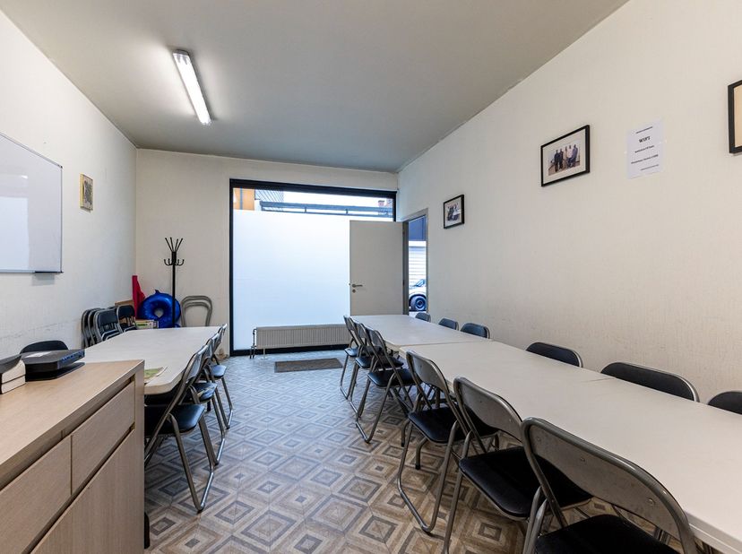 Bien professionnel à vendre à Fonteinstraat 2,
                    2140 Borgerhout