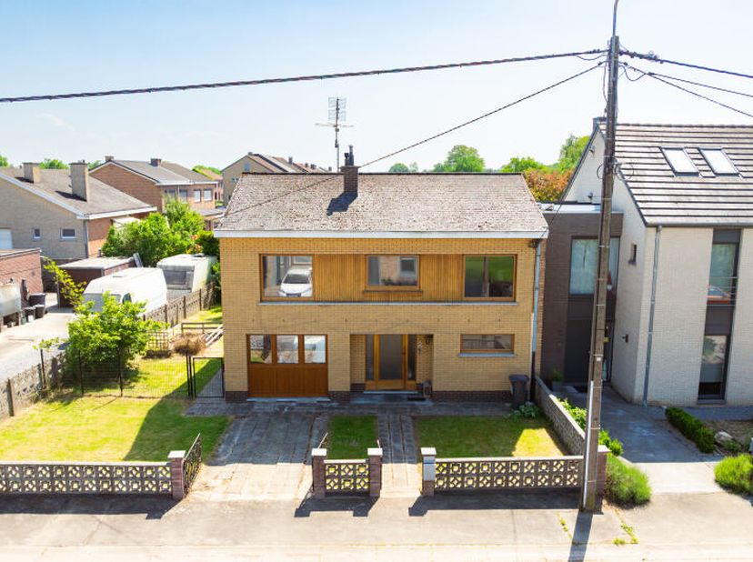 Huis te koop
                    in 4600 Lanaye