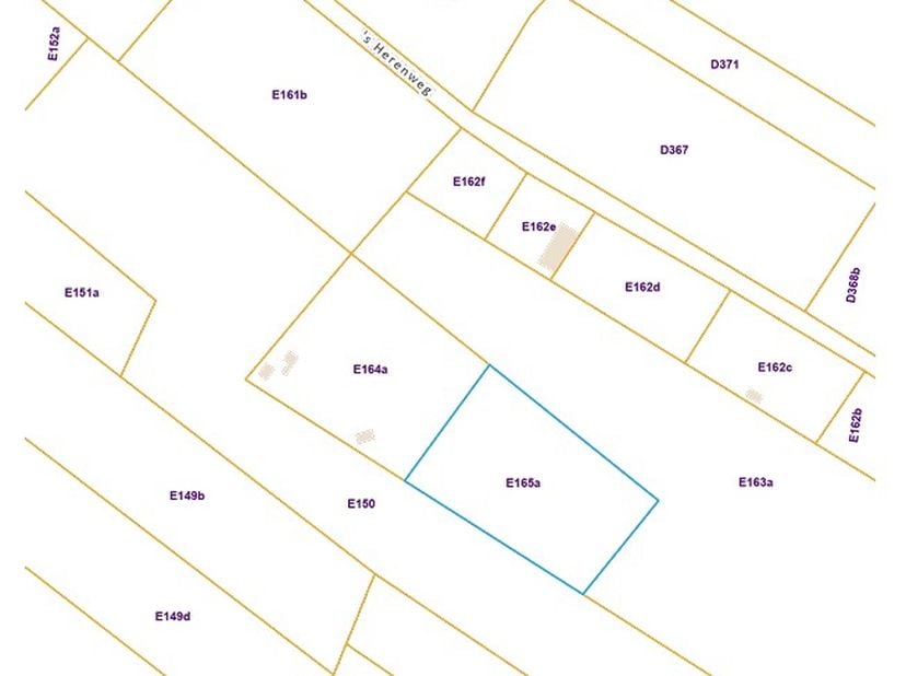 LANDBOUWGROND - VERPACHT -<br />
Verpacht perceel landbouwgrond, omgeving 's Herenweg, met een oppervlakte van 30a 60ca. <br />
Het perceel ligt inges