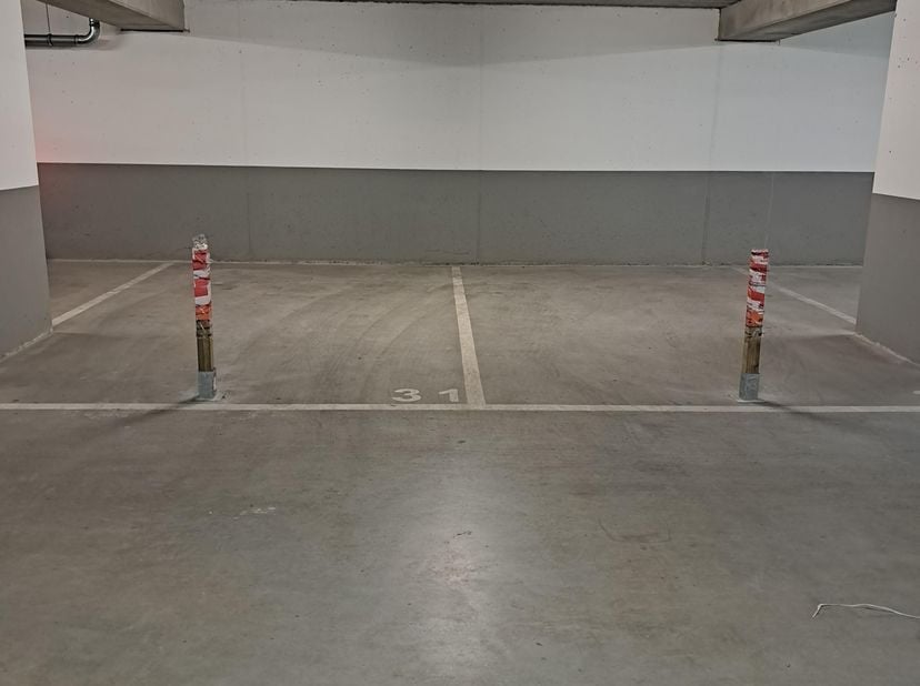 Garage à vendre à Koninginnelaan 48,
                    3630 Eisden