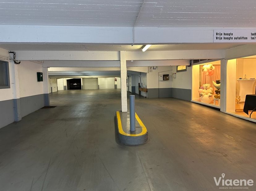 Garage à vendre à Wittenonnenstraat 49 boîte 21,
                    8400 Oostende
