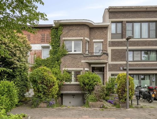                                         Maison à vendre à Deurne, € 299.000
