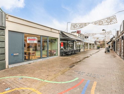                                         Commercieel Gebouw te koop in Lanaken, € 115.000
