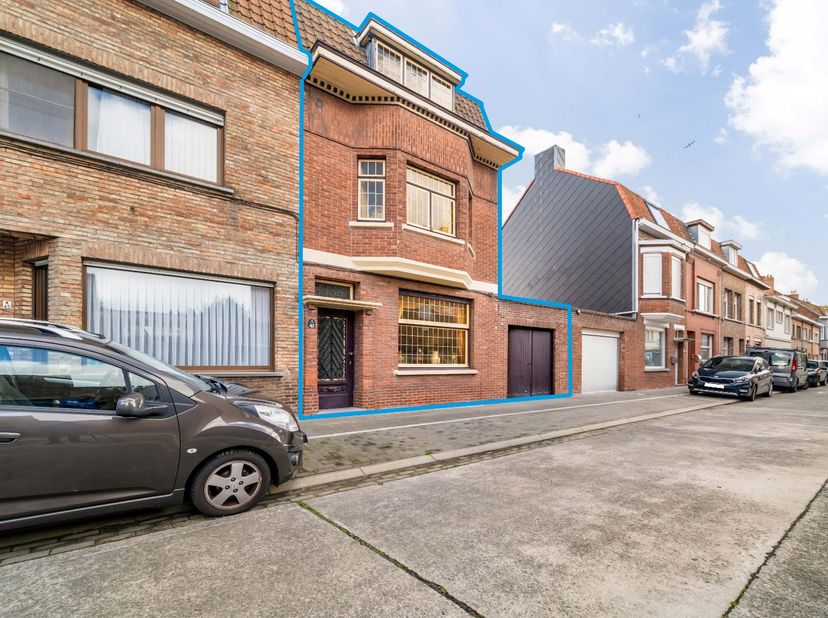 Huis te koop in Rustenburgstraat 47,
                    8000 Sint-Pieters