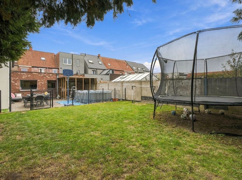 Huis te koop in Koning Boudewijnstraat 10,
                    8520 Kuurne