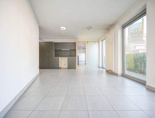                                         Kantoorruimte te koop in Tielt, € 195.000

