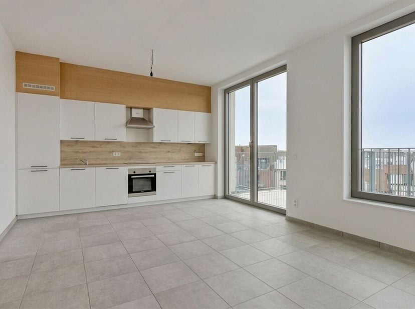 KNAP APP. MET 1SLKS + TERRAS OP EEN TOPLOCATIE IN ANTWERPEN!<br />
Locatie: In de residentiële wijk Zurenborg in het zuidoosten van de stad Antwerpen