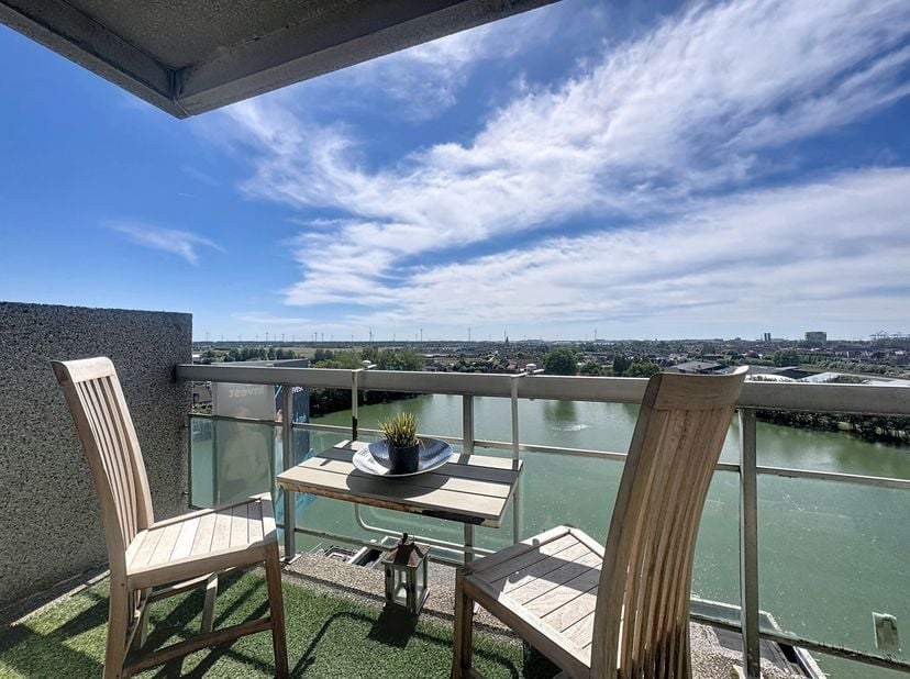 Appartement te koop in Krommedijk 49,
                    8301 Heist