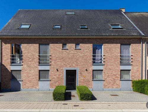                                        Duplex à louer à Baal, € 980

