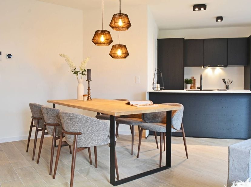 Dernière chance : découvrez l'appartement 6.6 de la Residence Magnolia.<br />
Vous recherchez un appartement neuf spacieux et prêt à emménager à Neder