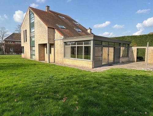                                         Maison à louer à Hasselt, € 1.800
