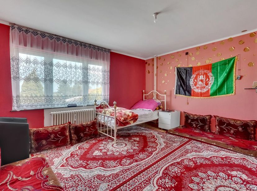 Dit appartement aan Meershoven in Bilzen is zeer goed onderhouden en werd recent voorzien van volledig nieuw buitenschilderwerk.<br />
Binnenin beschi