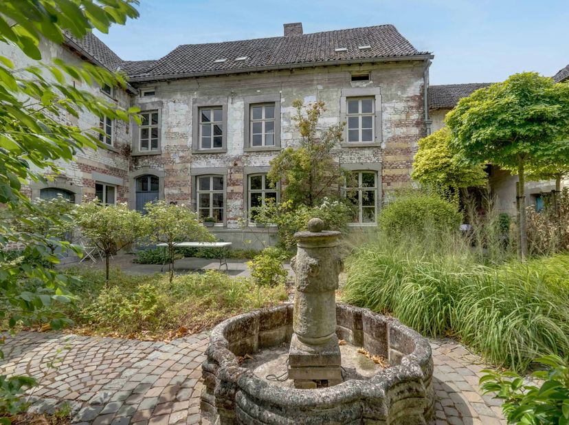 Huis te koop in DE LA BRASSINNESTRAAT 15,
                    3770 Herderen