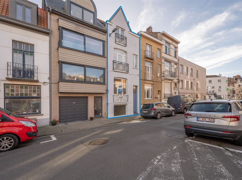Huis te koop in Van Mullemstraat 31,
                    8370 Blankenberge