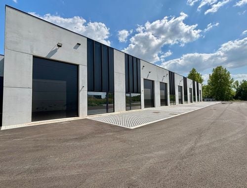                                         Bedrijfsgebouw te huur in Edingen, € 1.156,25
