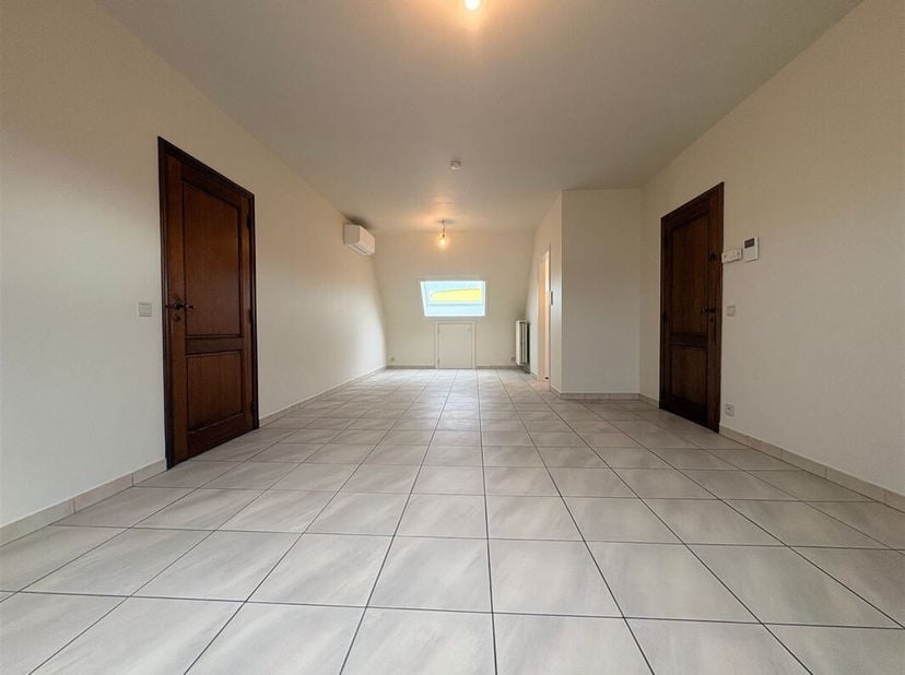Appartement à louer
                    à 9200 Baasrode