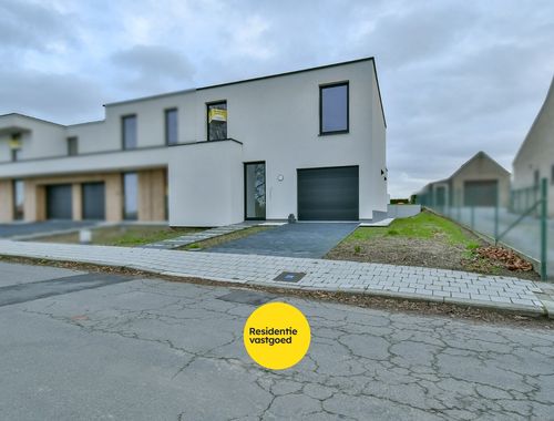                                         Maison à vendre à Kortemark, € 499.500
