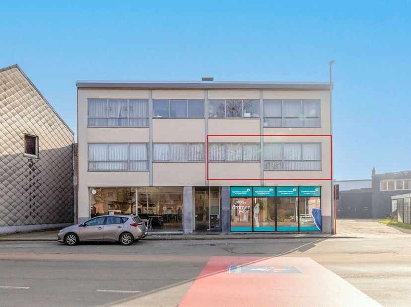 2- Slaapkamer appartement in centrum Herentals<br />
Ligging: Het appartement is gelegen in een kleinschalige residentie in het centrum van Herentals,