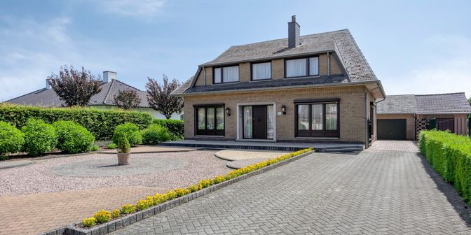 Maison à vendre à Heirweg 61, 3680 Maaseik